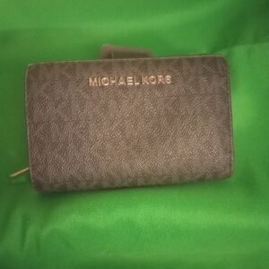 Michael Kors wallet NWOT